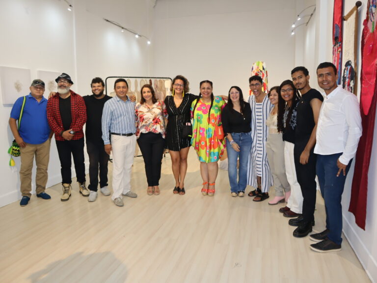 Lee más sobre el artículo Inauguración del Tercer Salón de Arte Emergente de Sucre: Sucre se tomó el Caribe Colombiano, construyendo memoria con el arte y la cultura.